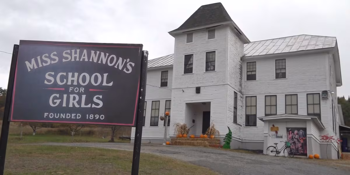 Nonprofit launches campaign to preserve ‘Beetlejuice’ landmark