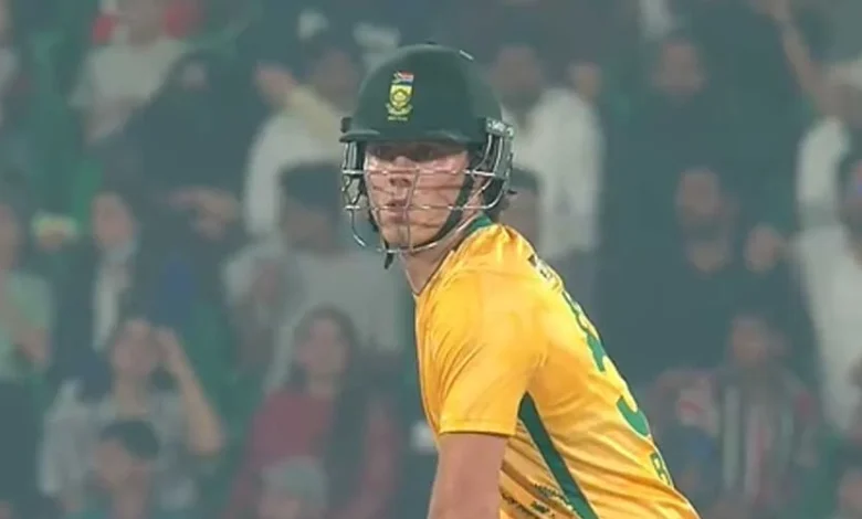 PAK VS SA, Live Cricket Updates, 2nd T20I in Lahore: Agha-led Pakistan field first against South Africa