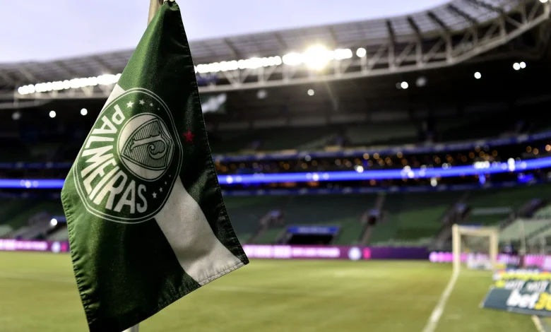 Palmeiras x LDU: onde assistir ao vivo, horário e escalações