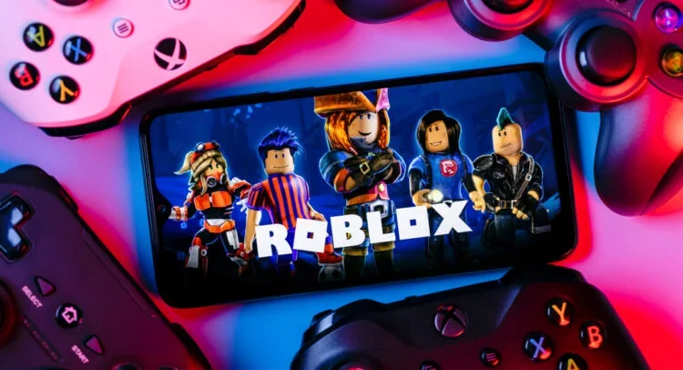 RBLX Earnings: Roblox Stock Swings on Mixed Q3 Results