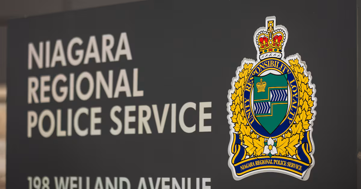 Residents in Port Colbourne asked to keep doors locked as suspect sought in weapons incident: police