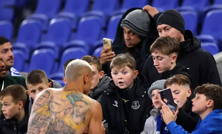 Richarlison makes classy Everton gesture as pundit spotted after comments sparked outrage