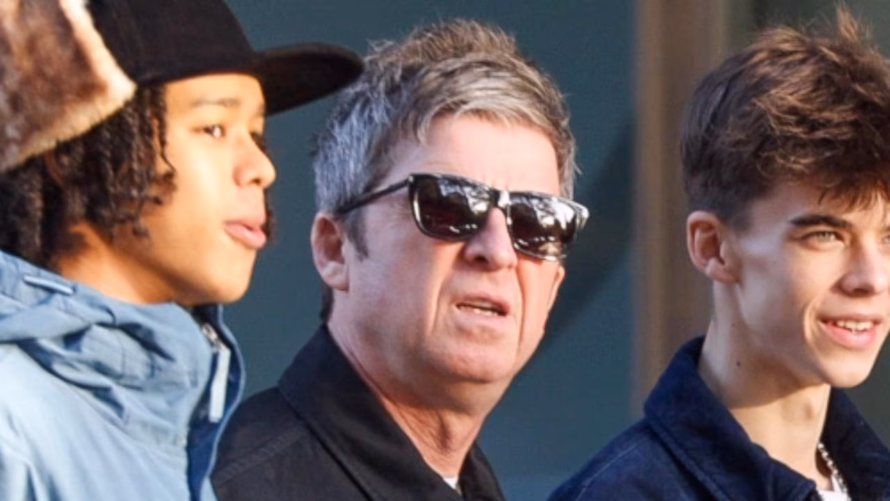 Rock star spotted in Aus ahead of gig