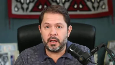 Sen. Gallego questions GOP trustworthiness on shutdown talks