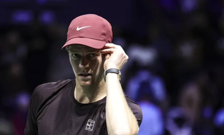 Sinner-Cerundolo al Masters 1000 di Parigi, il risultato: Jannik vince e va ai quarti con Shelton Cronaca 7-5; 6-1