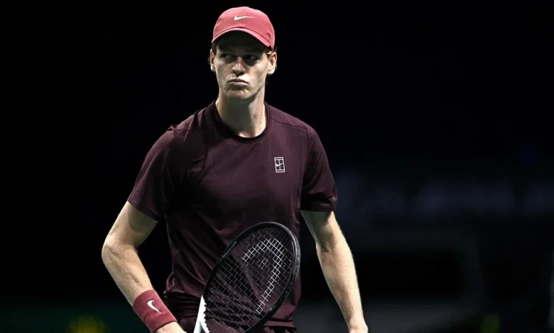 Sinner batte Shelton 6-3 6-3 e accede alla semifinale del Master 1000 di Parigi FOTO