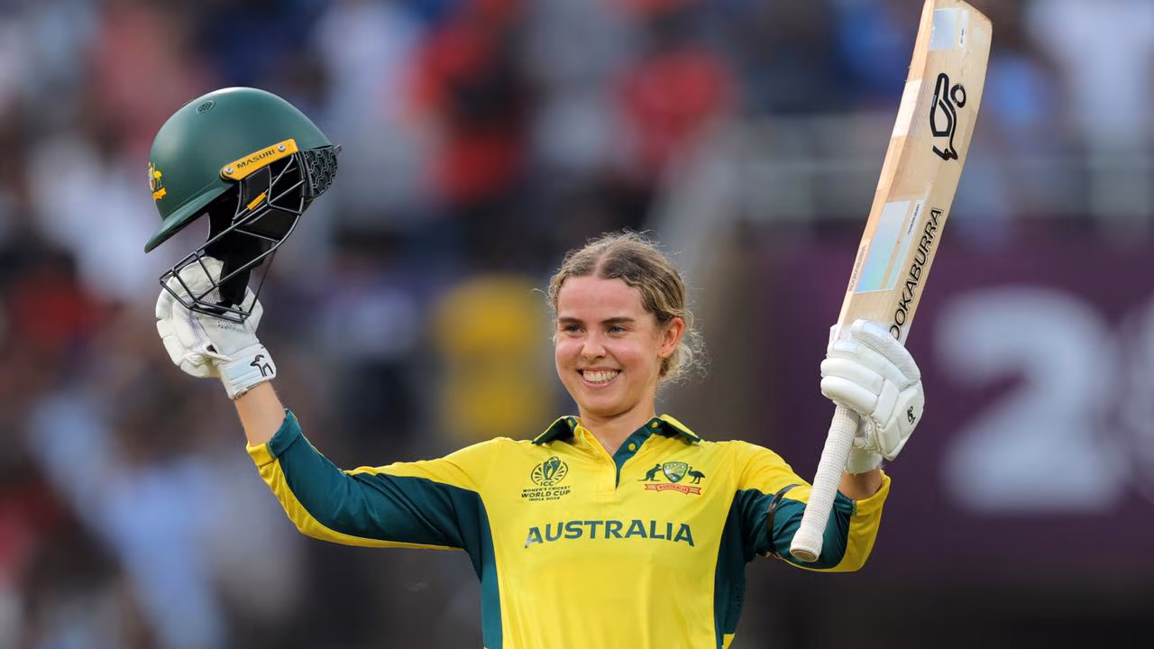 Skipper returns for Australia as India stand in way of World Cup final