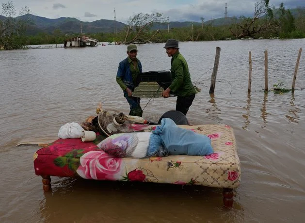 Tail end of Hurricane Melissa expected to hit Ireland over the weekend