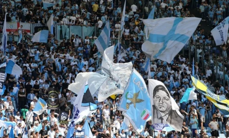 Tifosi laziali scortati all’Arena