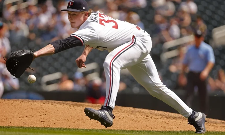 Twins Attempt Rare “Takesies Backsies” Trade with Blue Jays