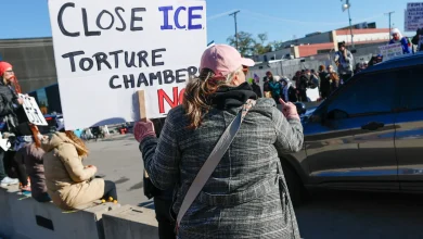 US Democratic congressional candidate indicted for Chicago ICE protest