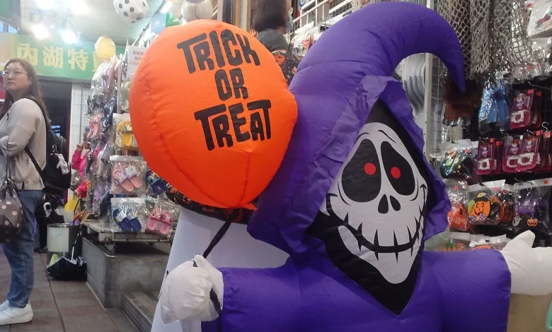 US Halloween 2025 weather: Most trick-or-treaters get clear skies, but parts of East and Northwest could see showers