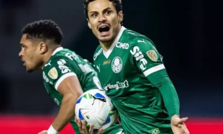 Veiga enaltece classificação do Palmeiras: "Não é todo dia que acontece no futebol"