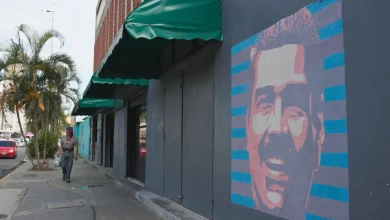 Watch 60 Minutes Season 58 Episode 5: 10/26/2025: On the Brink; Dr. Attia Will See You Now; The Mentalist