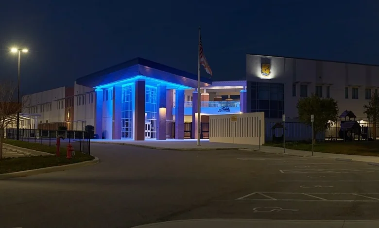 What is happening at Largo High? Reports of active shooter, lockdown in Florida school; pics show heavy police presence