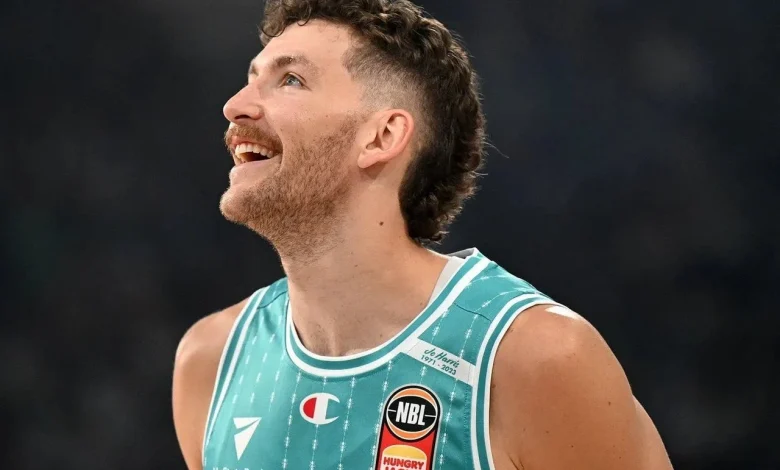 Wildcats cross Bass Strait to face JackJumpers