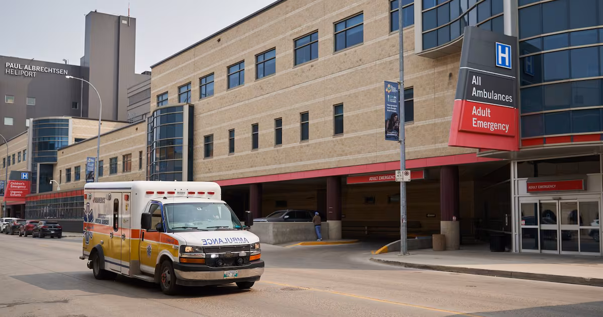 Winnipeg high school football player injured in game dies