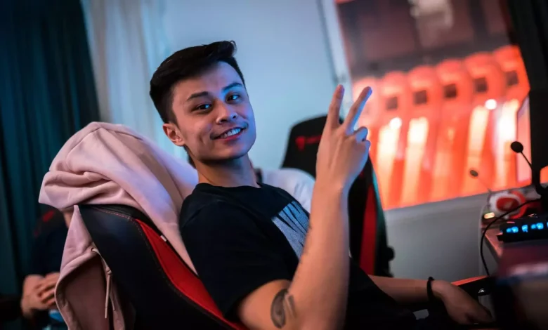 xQc calls out Stewie2K for skin scam amid claims against CS2 pro