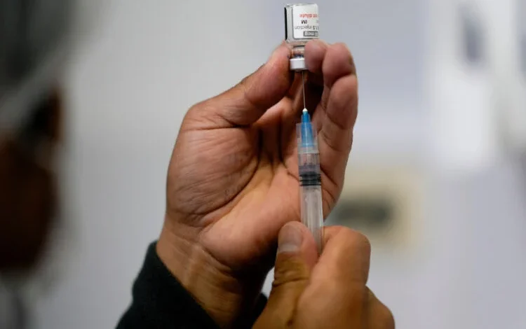 이 가을, 백신 미심쩍어하는 트럼프도 맞았다…호흡기 바이러스 예방법은?