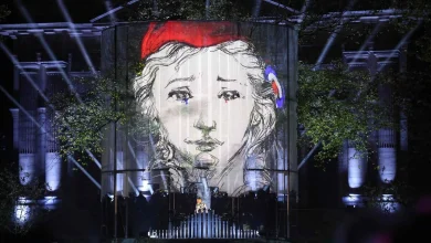 13 Novembre : les larmes de Marianne, les cloches de Notre-Dame… l’émouvante ouverture de la cérémonie d’hommage