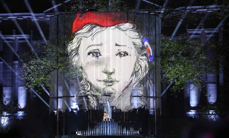 13 Novembre : les larmes de Marianne, les cloches de Notre-Dame… l’émouvante ouverture de la cérémonie d’hommage