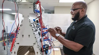 14,000 people want to work at Scout Motors. How will they hire?