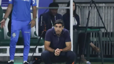 Abel Ferreira volta a perder pontos e vê o título do Brasileirão mais longe