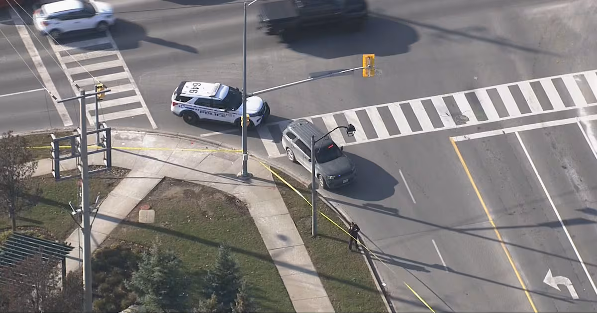 2 youths stabbed in Oshawa, area school under hold-and-secure order