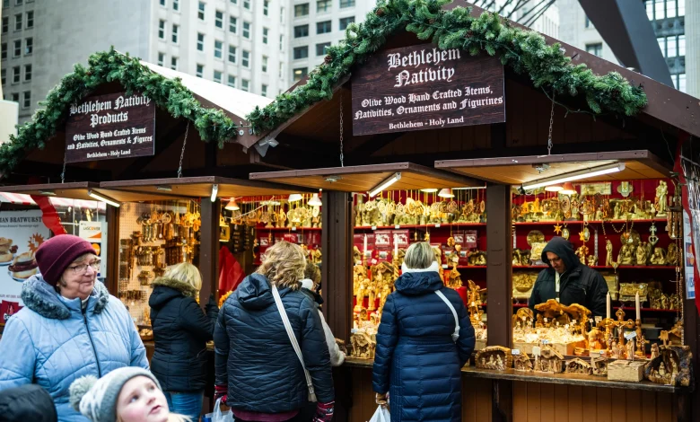 21 Things To Do In Chicago This Weekend: Christkindlmarket, Tree Lighting, Mag Mile Lights Festival