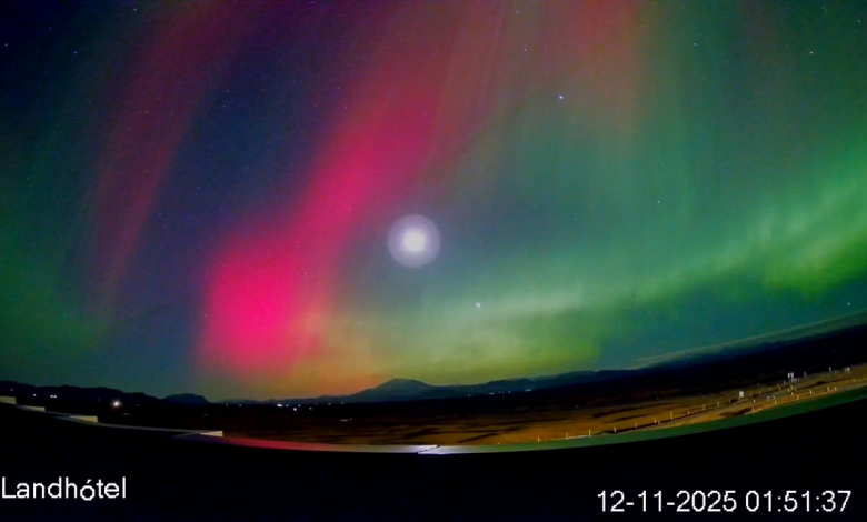 3 Giant Solar Outbursts Explode Towards Earth, Prompting Aurora Forecast Across US