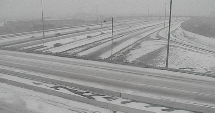 340 snow-related incidents reported across GTA highways as 1st snowfall of the season hits