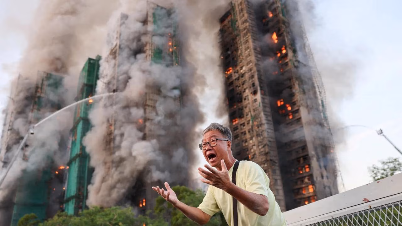 4 dead as high-rise goes up in flames