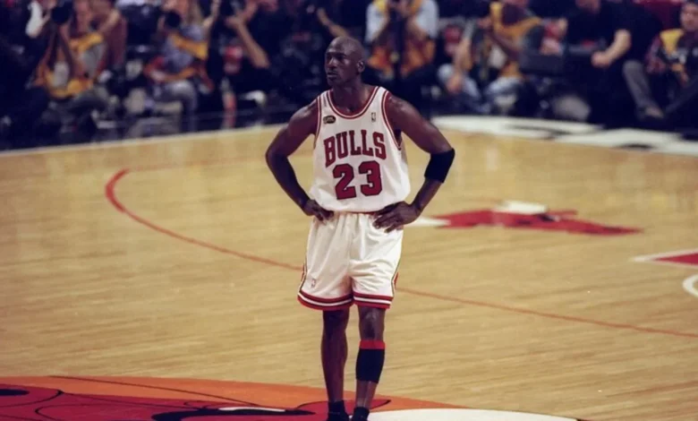 5 Affordable Michael Jordan Cards you need in your collection