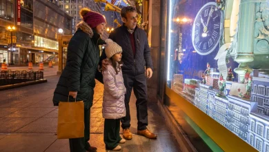 60 classic ways to celebrate the holidays around Chicago, from lights to caroling to family-friendly shows