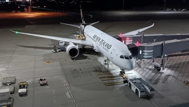 A Boeing 787-9 returned to Auckland after nearly 8 hours in the air and two landing attempts