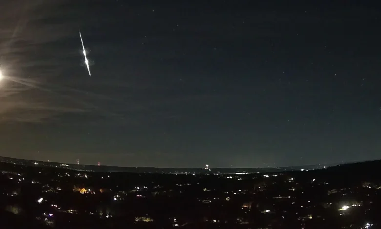 A full moon with a chance of fireballs: Don't miss the Southern Taurid meteor shower peak tomorrow