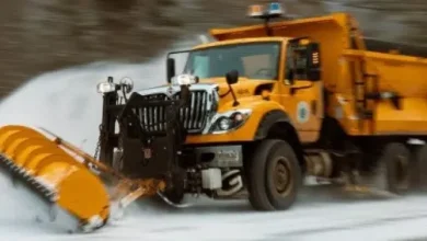 A snowy start to the week: Road crews hard at work across Renfrew County