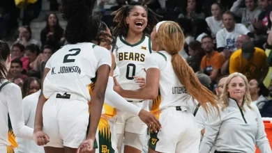 A top-10 upset, 27 points from Blakes and UConn on tap: Women's college hoops is back!