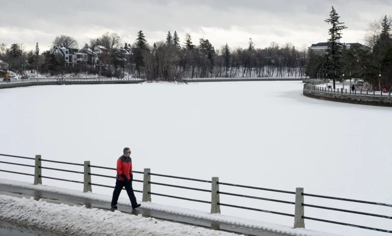 A wet winter won’t tamper plans for the Rideau Canal Skateway