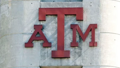 A&M: Trooper who pointed at players sent home