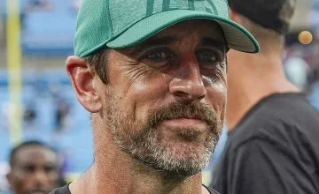 Aaron Rodgers Exits Sunday's game