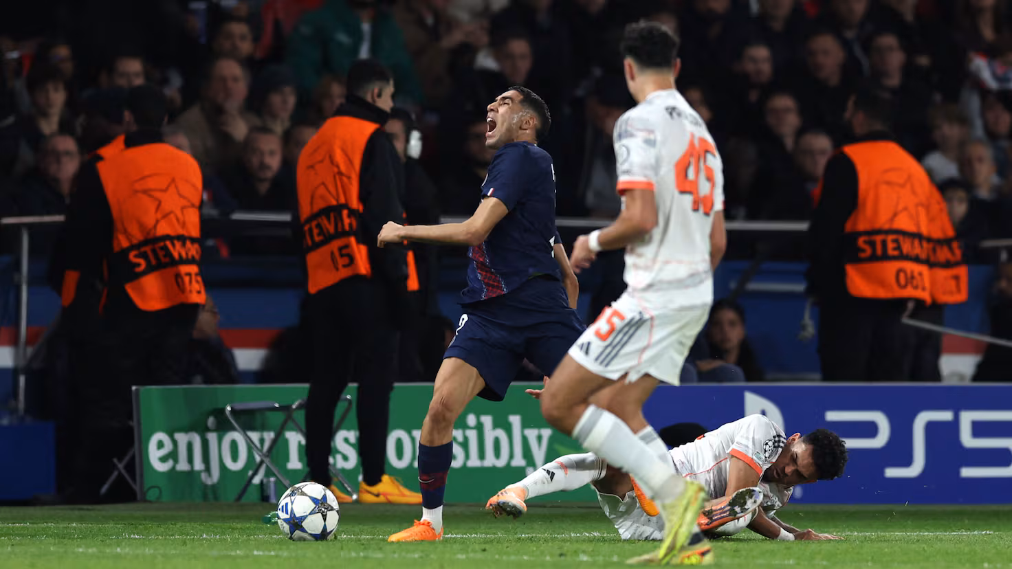 Achraf, a lágrima viva: pinta a tener una grave lesión