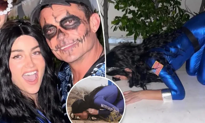 Actress Rachel Lynn Matthews dresses as astronaut Katy Perry in Halloween photo with Orlando Bloom