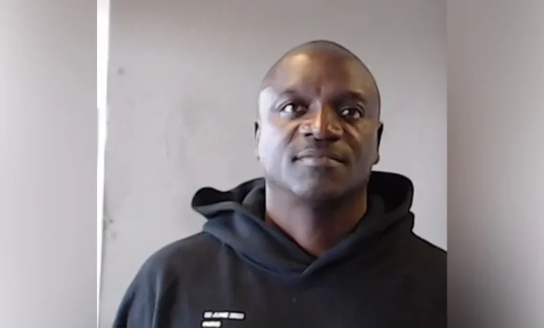Akon arrested in Atlanta on outstanding warrant