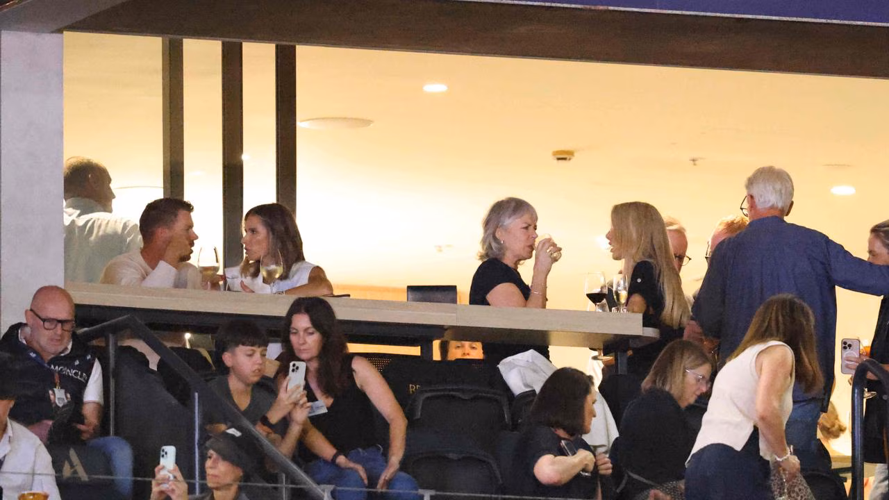 Albo finds his Oasis amid rock concert VIPs