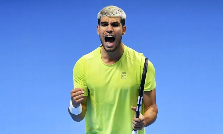 Alcaraz levantó un partidazo en las ATP Finals y dejó complicado a Sinner en la batalla por el N°1 del mundo