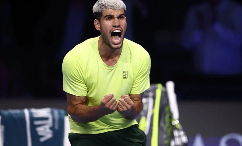 Alcaraz thumps Musetti to send De Minaur through