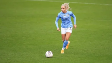 Alex Greenwood extends Manchester City contract to 2027