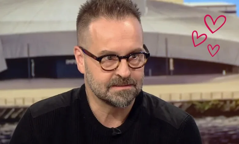 Alfie Boe goes Insta official with age-gap girlfriend as he shares first pic