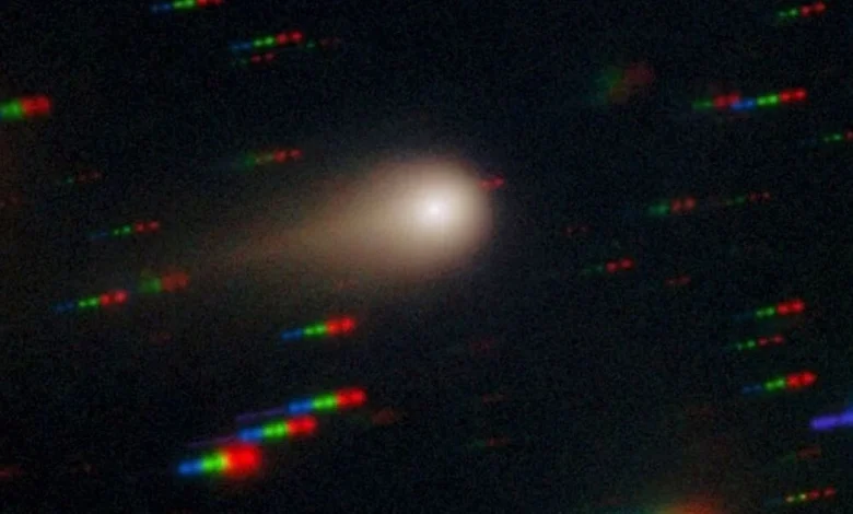 'Alien ship' releases 'seven jets' with 'glowing halo' as it nears sun